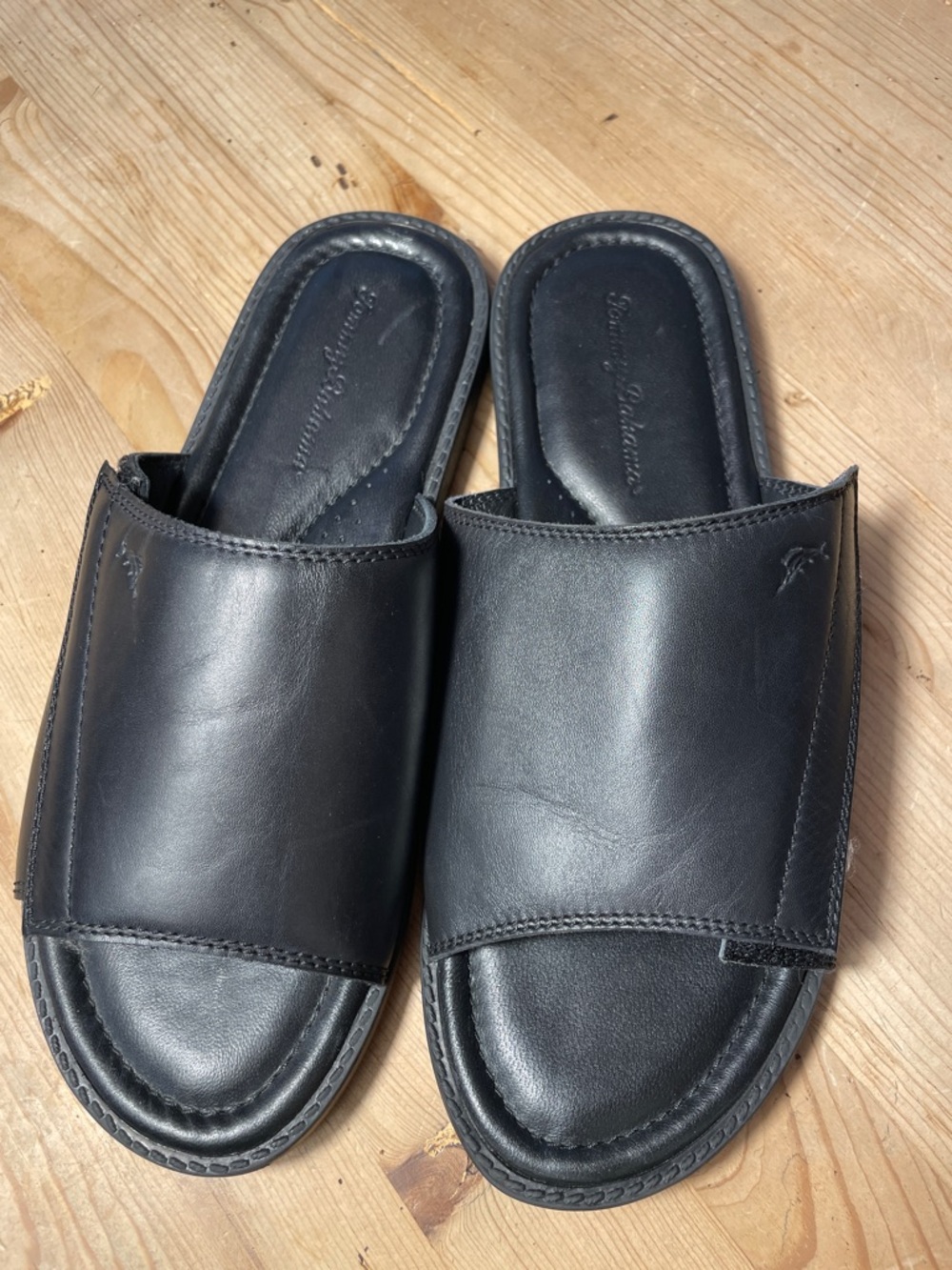 Tommy Bahama Black Leather Comfort Slide Sandals Resort Casual Size 10 NWOT